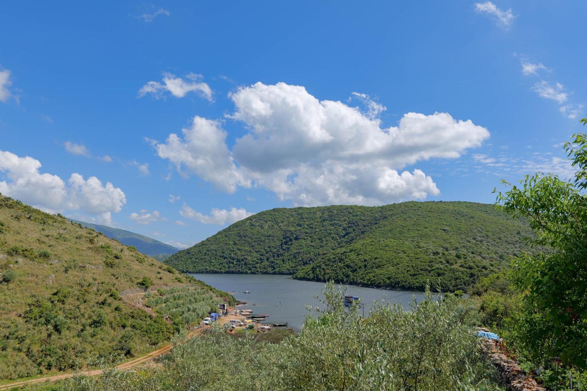 Lago Calmo Villa Ksamil Exteriör bild